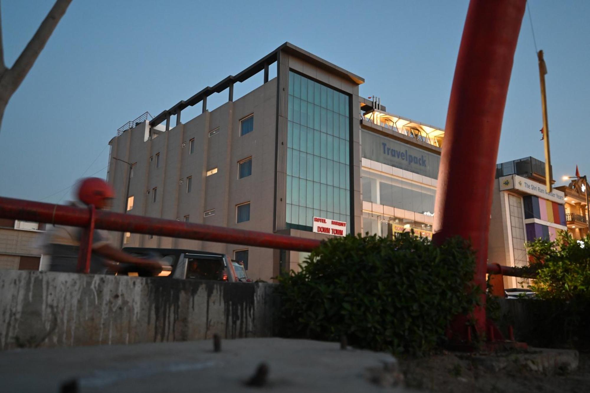 Hotel Down Town Paschim Vihar Delhi  Luaran gambar