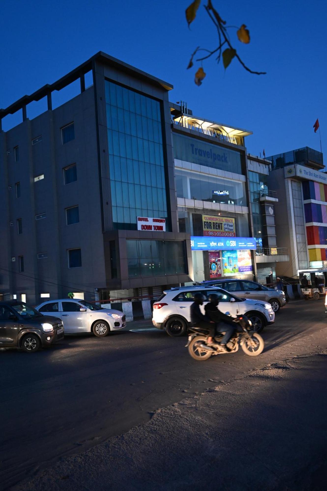 Hotel Down Town Paschim Vihar Delhi  Luaran gambar